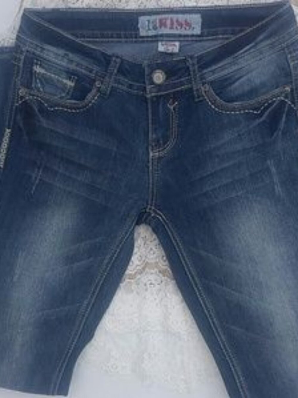1st Kiss SZ 3 Dark Distressed Skinny Jean